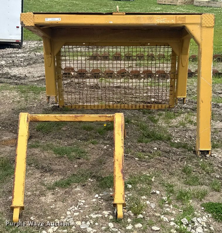 image for item DU9121 Dozer attachments