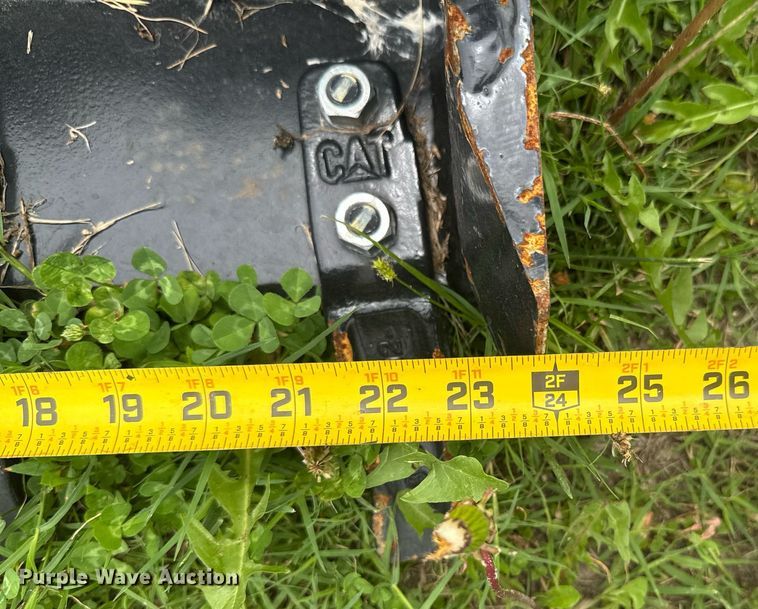 image for item DU9126 (3) Caterpillar mini excavator buckets