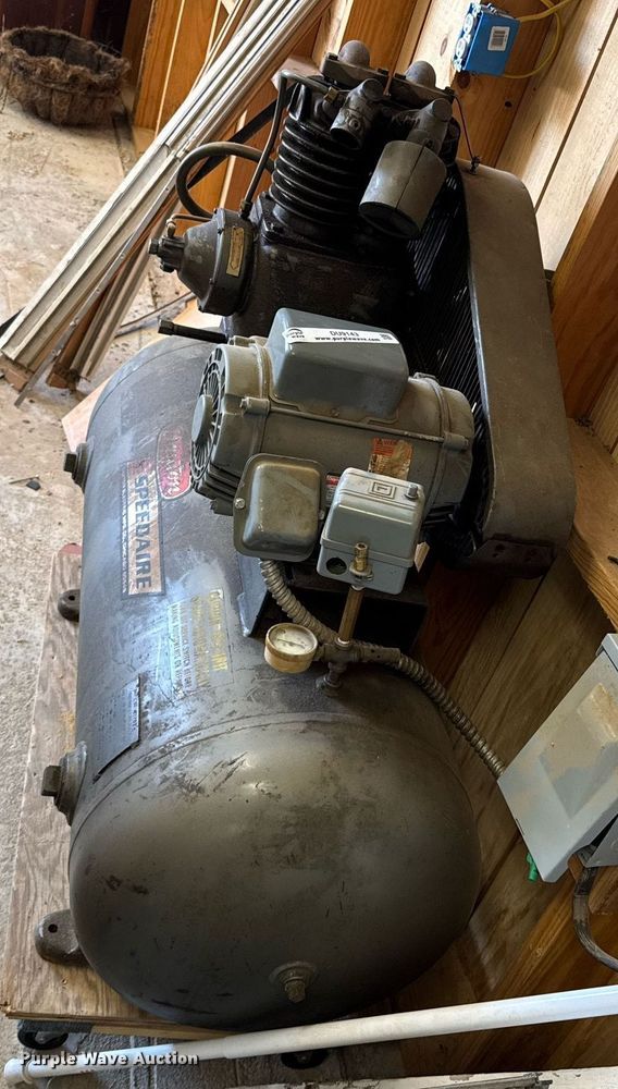 image for item DU9143 Dayton Speedaire 3Z198A air compressor