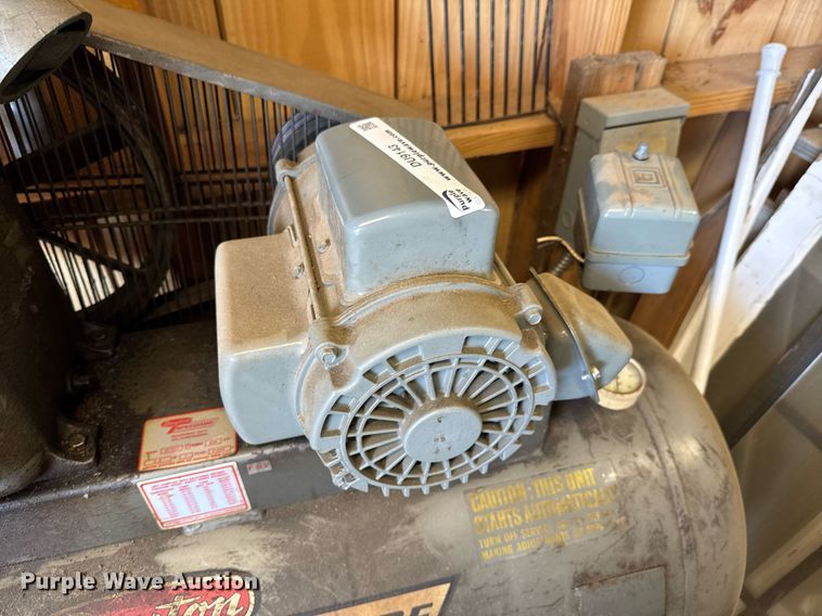 image for item DU9143 Dayton Speedaire 3Z198A air compressor