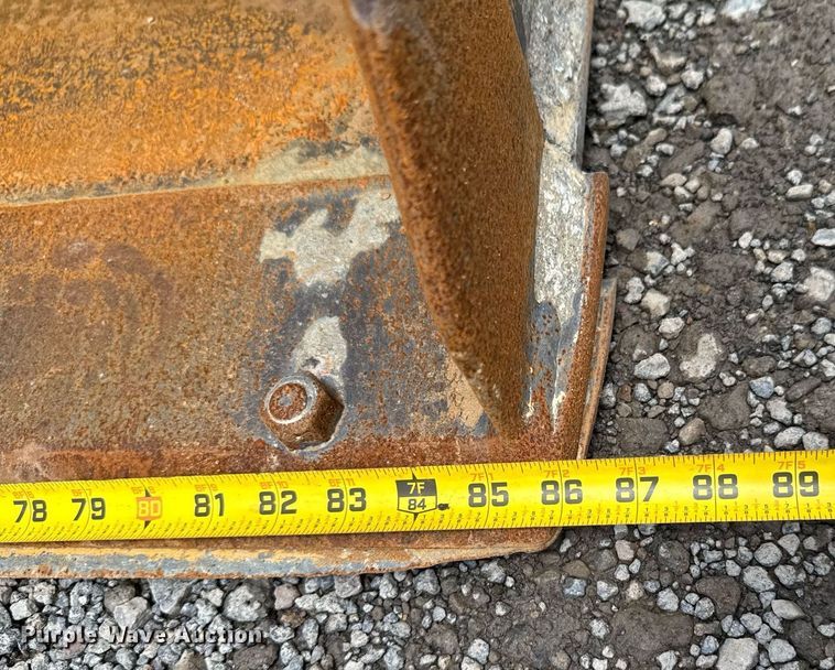 image for item DU9165 2013 John Deere 324J wheel loader