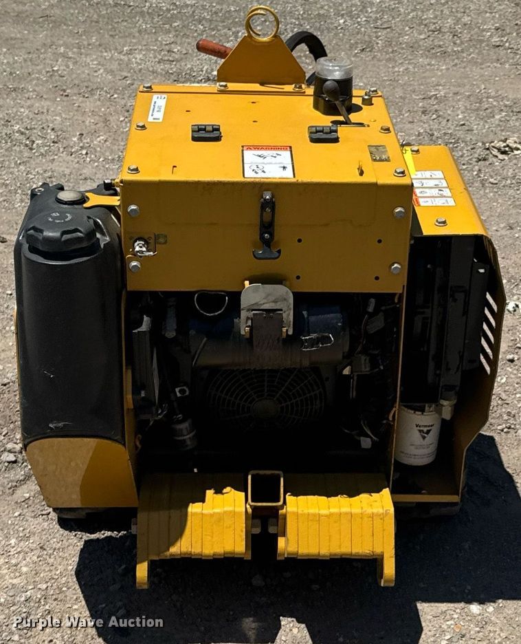 image for item DU9168 2022 Vermeer SPX25 vibratory cable plow