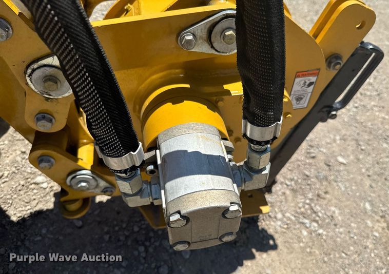 image for item DU9168 2022 Vermeer SPX25 vibratory cable plow