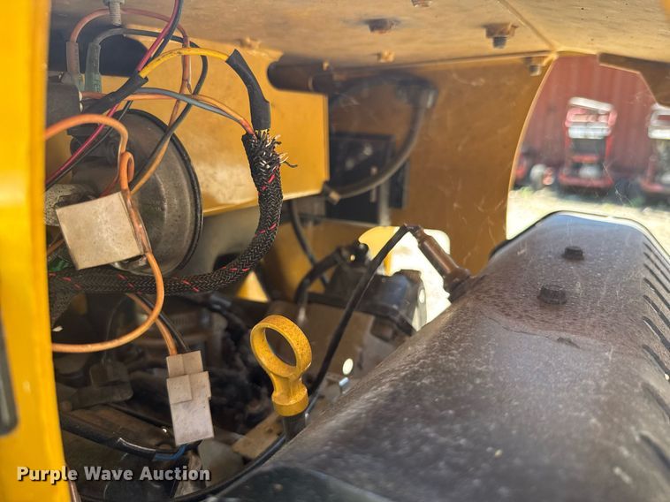 image for item DU9168 2022 Vermeer SPX25 vibratory cable plow