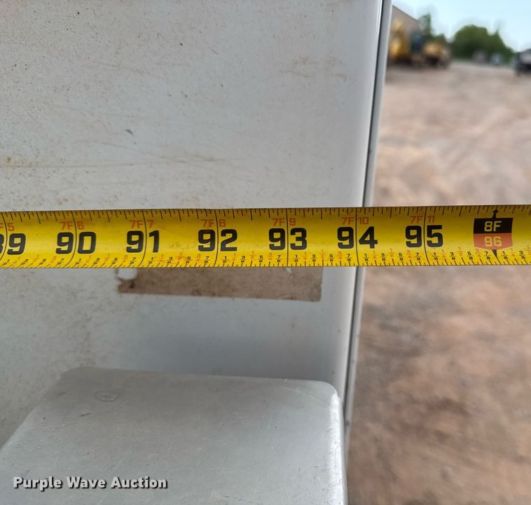 image for item DU9183 2008 GMC C5500 utility / service truck