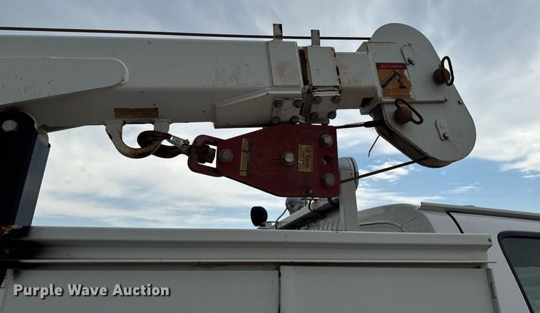 image for item DU9183 2008 GMC C5500 utility / service truck