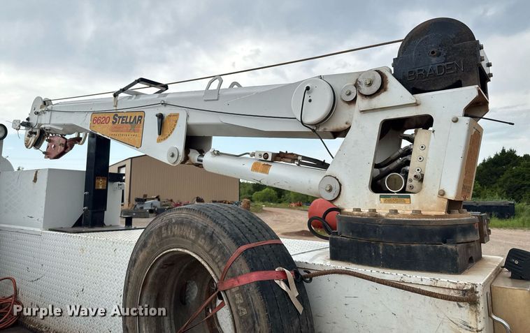 image for item DU9183 2008 GMC C5500 utility / service truck