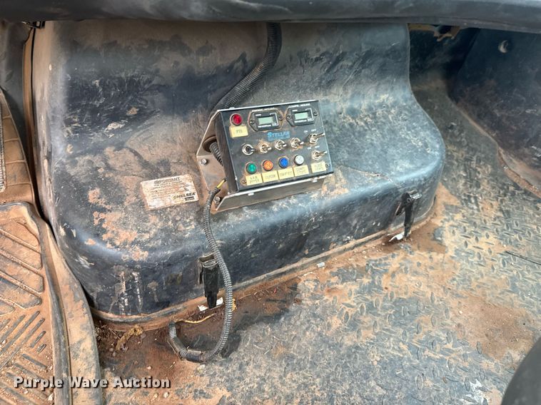 image for item DU9183 2008 GMC C5500 utility / service truck