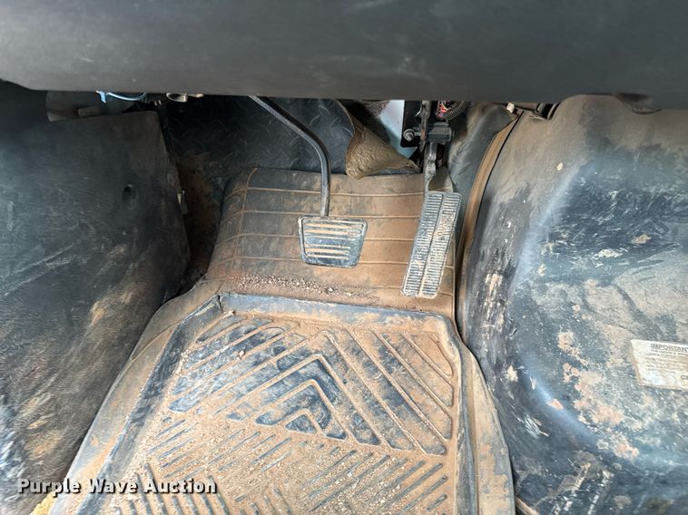 image for item DU9183 2008 GMC C5500 utility / service truck