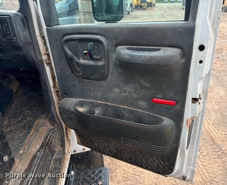 image for item DU9183 2008 GMC C5500 utility / service truck