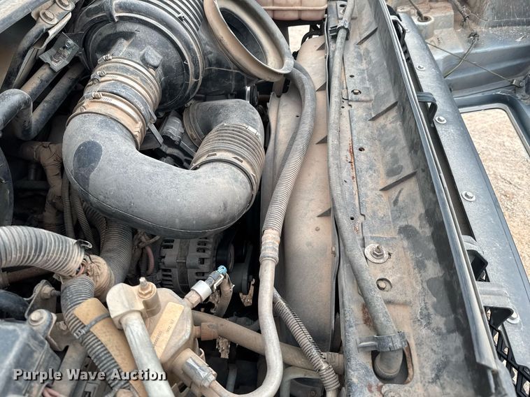 image for item DU9183 2008 GMC C5500 utility / service truck