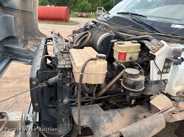 image for item DU9183 2008 GMC C5500 utility / service truck