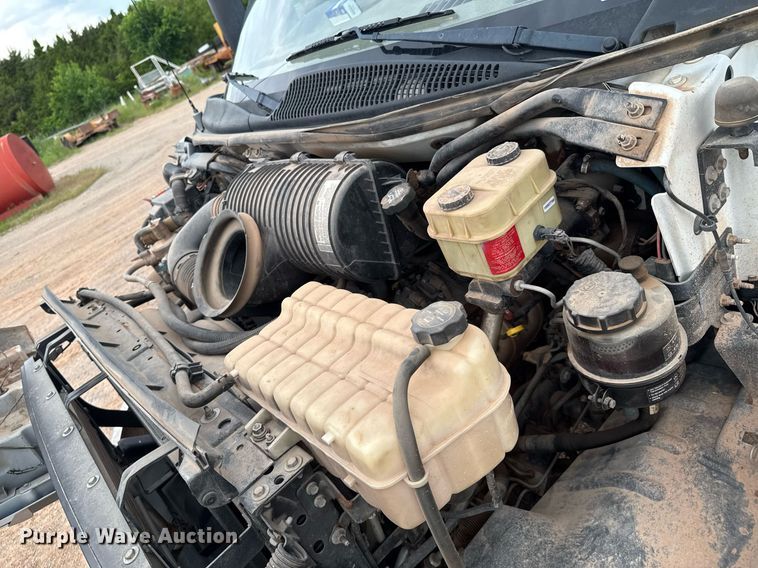 image for item DU9183 2008 GMC C5500 utility / service truck