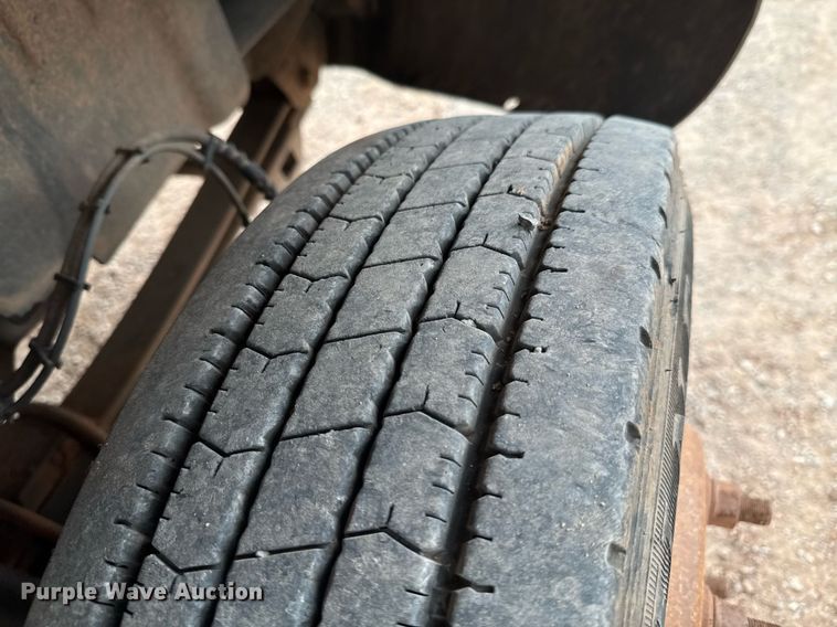 image for item DU9183 2008 GMC C5500 utility / service truck