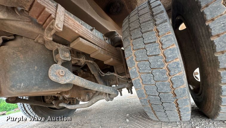 image for item DU9183 2008 GMC C5500 utility / service truck