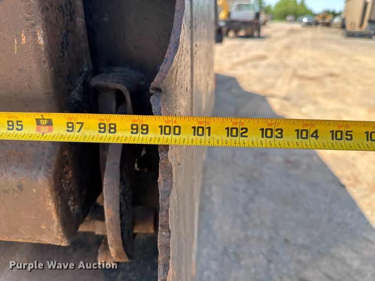 image for item DU9741 1992 Mack CH613 dump truck