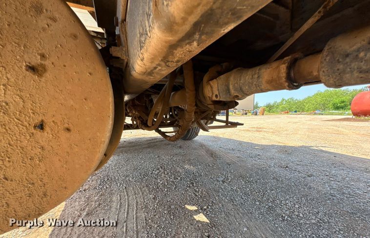 image for item DU9741 1992 Mack CH613 dump truck