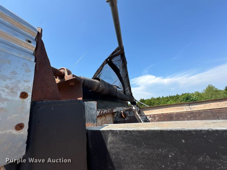 image for item DU9741 1992 Mack CH613 dump truck