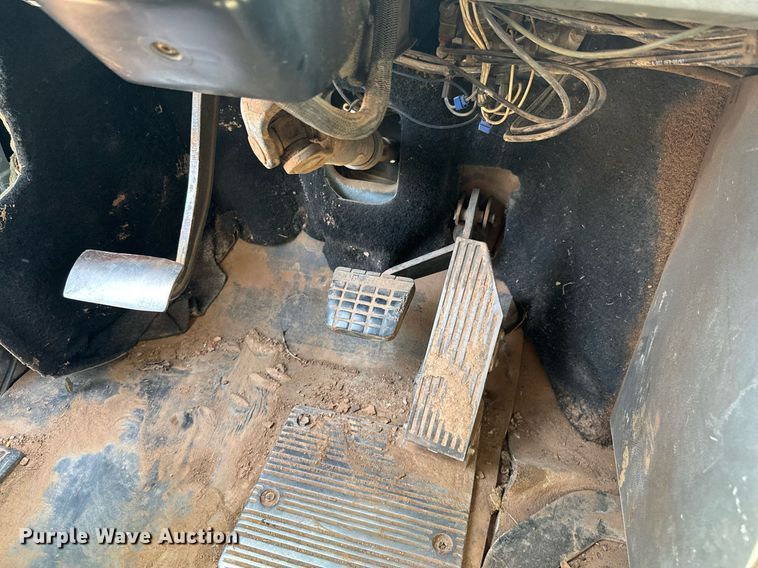 image for item DU9741 1992 Mack CH613 dump truck