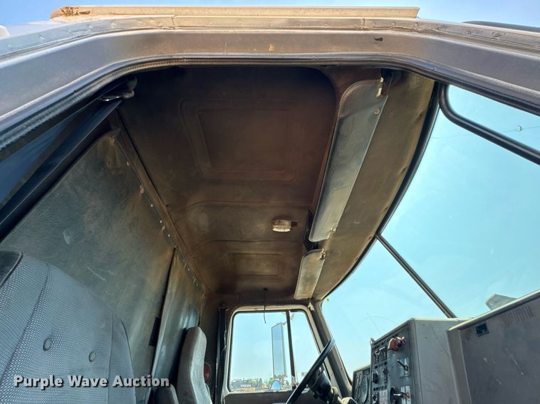 image for item DU9741 1992 Mack CH613 dump truck