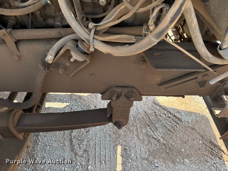 image for item DU9741 1992 Mack CH613 dump truck