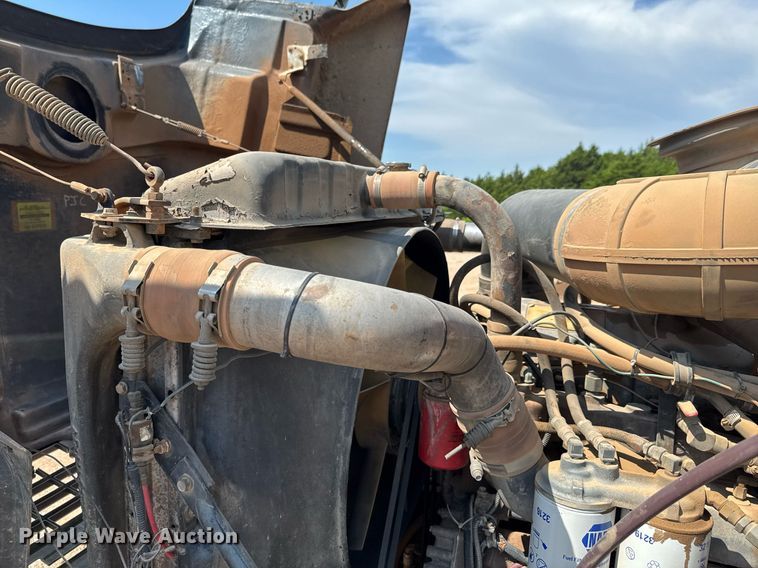 image for item DU9741 1992 Mack CH613 dump truck