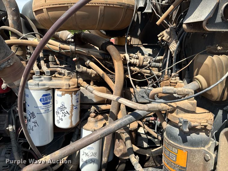 image for item DU9741 1992 Mack CH613 dump truck