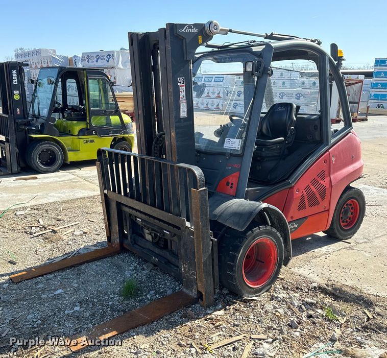 image for item DV1895 2016 Linde H40D EVO forklift