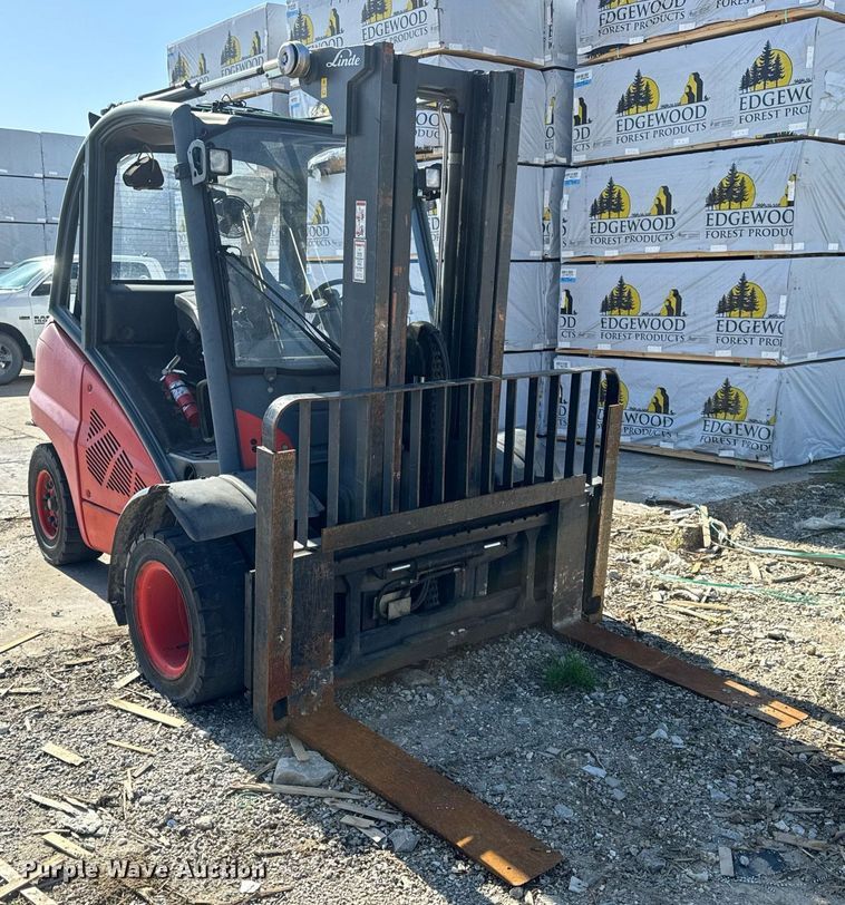 image for item DV1895 2016 Linde H40D EVO forklift