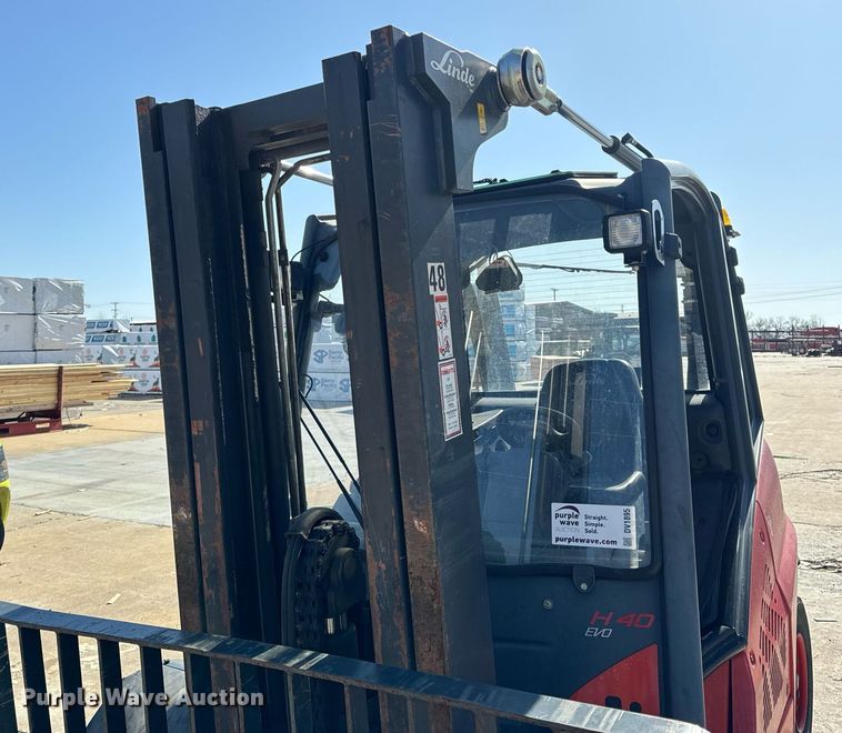 image for item DV1895 2016 Linde H40D EVO forklift