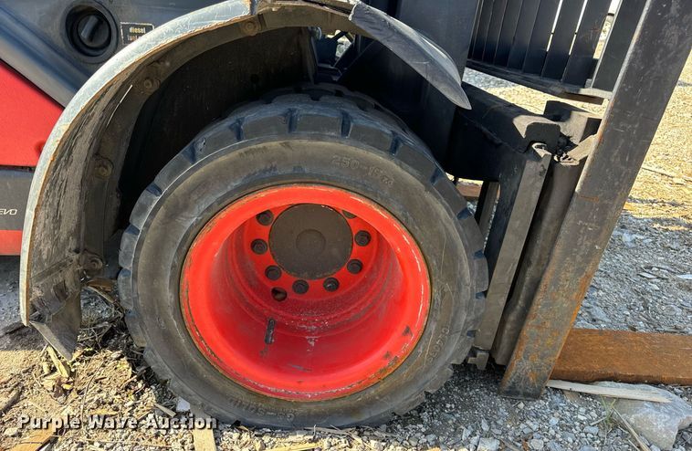 image for item DV1895 2016 Linde H40D EVO forklift