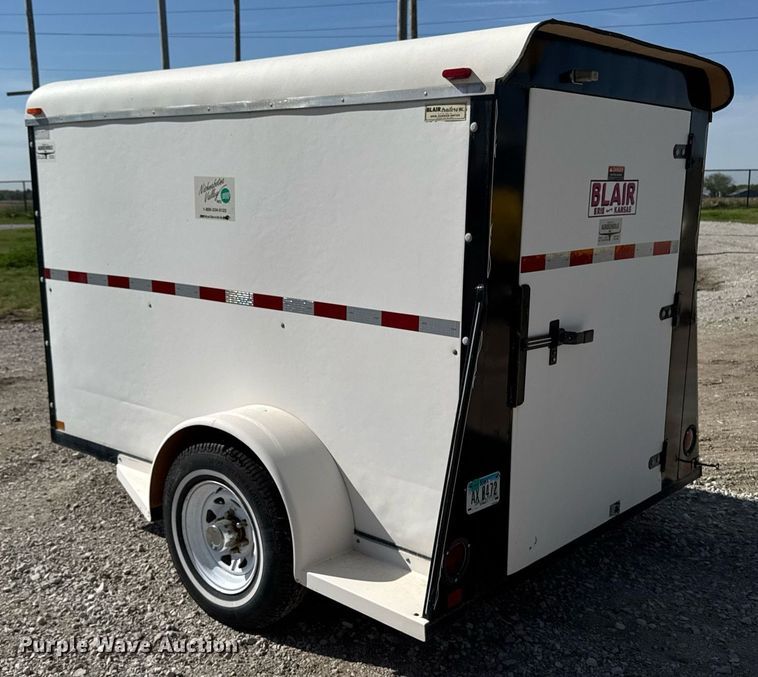 image for item DV2618 1994 Blair enclosed cargo trailer