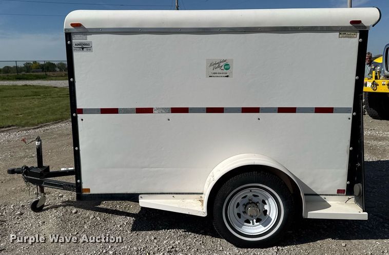 image for item DV2618 1994 Blair enclosed cargo trailer