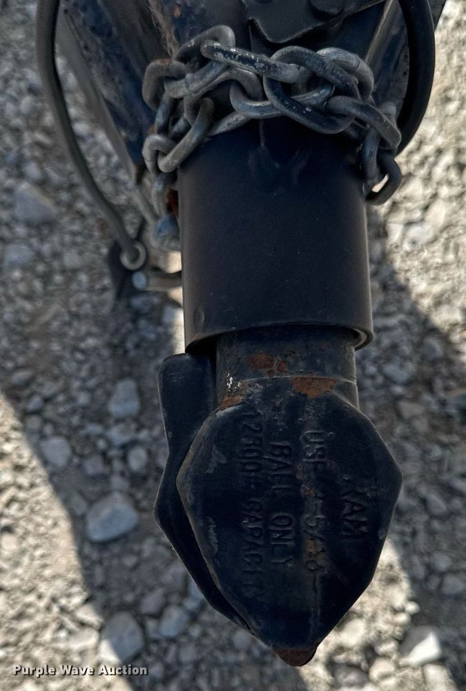 image for item DV2618 1994 Blair enclosed cargo trailer