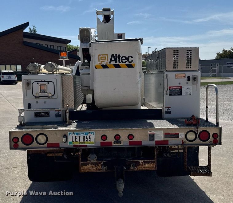 image for item DV2619 2011 Dodge Ram 5500HD crew cab bucket truck