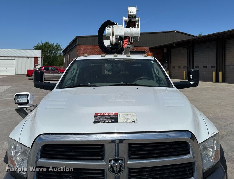 image for item DV2619 2011 Dodge Ram 5500HD crew cab bucket truck