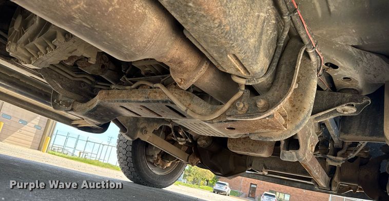 image for item DV2619 2011 Dodge Ram 5500HD crew cab bucket truck