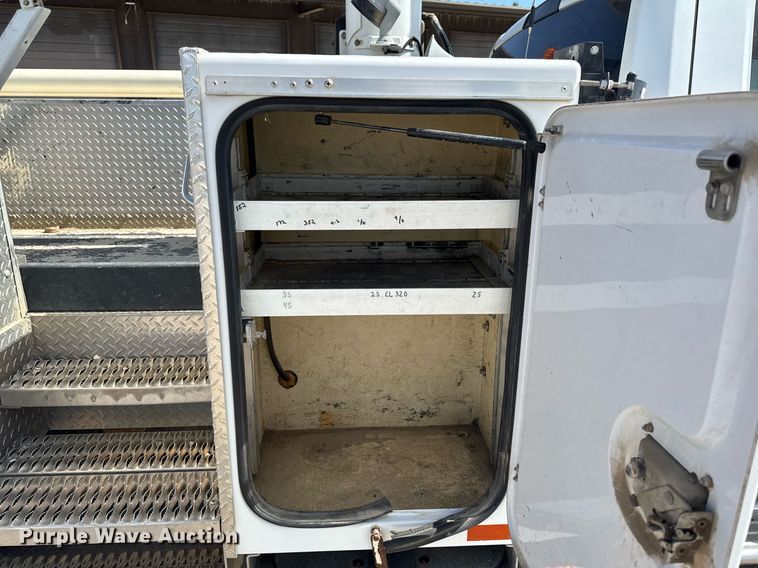 image for item DV2619 2011 Dodge Ram 5500HD crew cab bucket truck