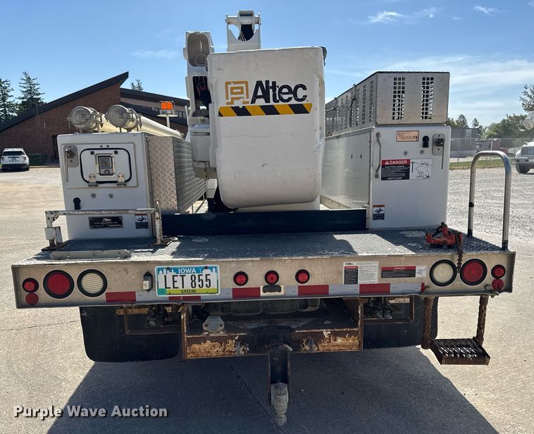 image for item DV2619 2011 Dodge Ram 5500HD crew cab bucket truck