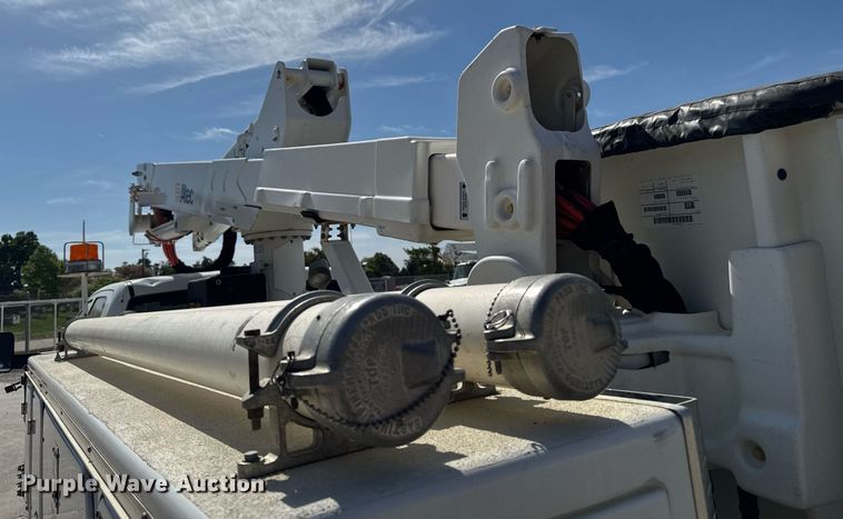 image for item DV2619 2011 Dodge Ram 5500HD crew cab bucket truck