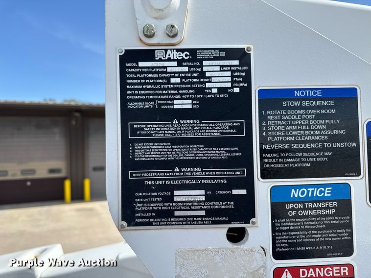 image for item DV2619 2011 Dodge Ram 5500HD crew cab bucket truck