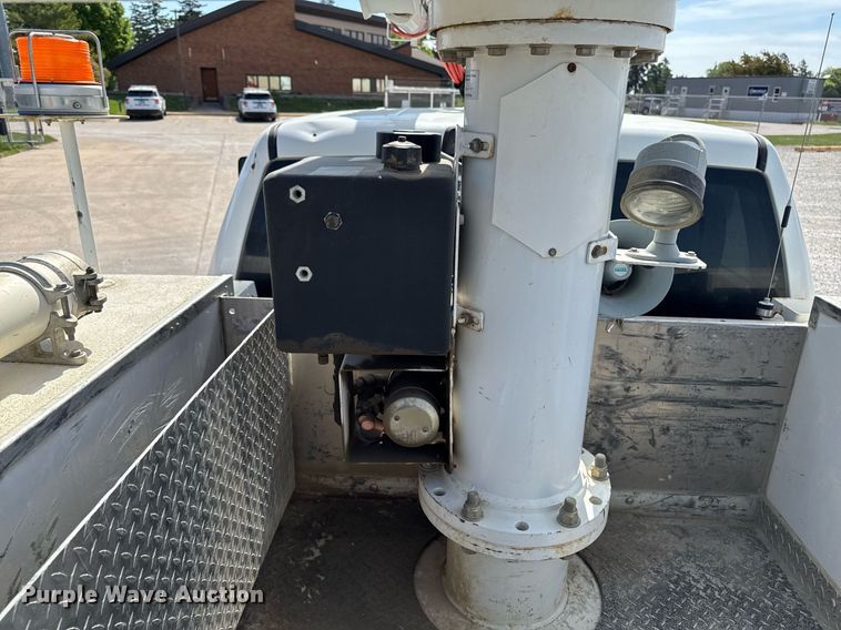 image for item DV2619 2011 Dodge Ram 5500HD crew cab bucket truck