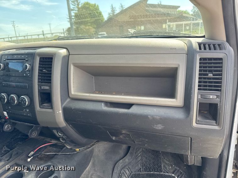 image for item DV2619 2011 Dodge Ram 5500HD crew cab bucket truck