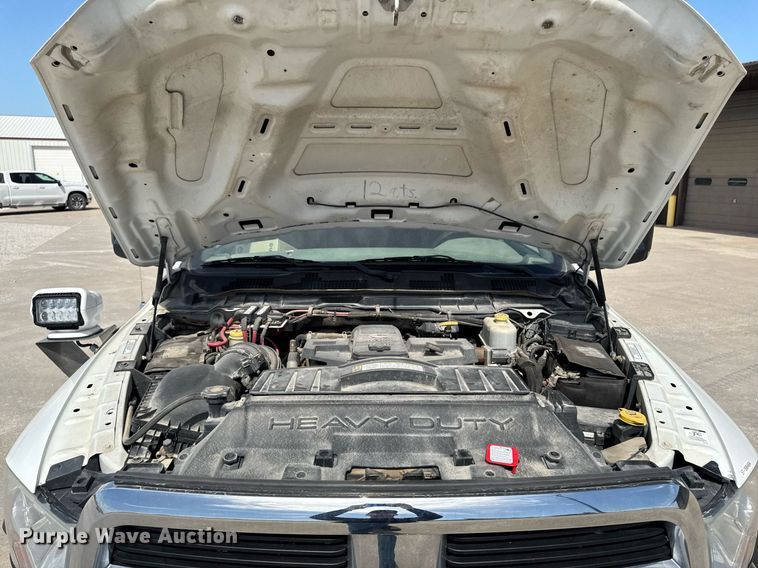 image for item DV2619 2011 Dodge Ram 5500HD crew cab bucket truck