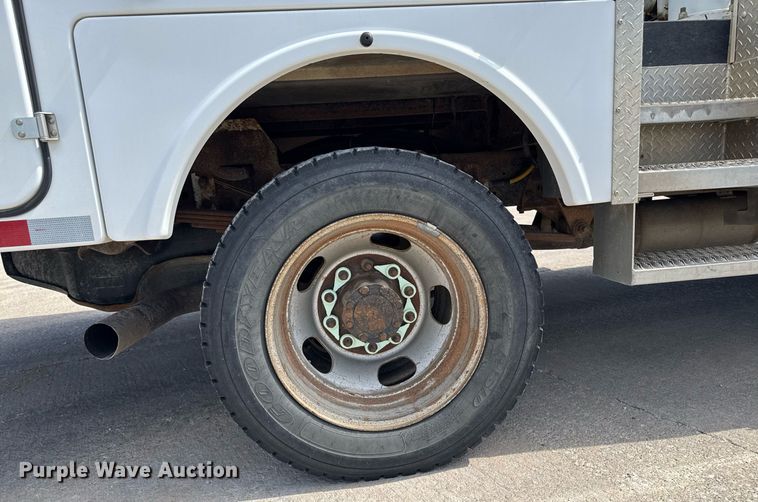 image for item DV2619 2011 Dodge Ram 5500HD crew cab bucket truck