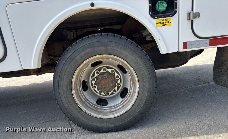 image for item DV2619 2011 Dodge Ram 5500HD crew cab bucket truck