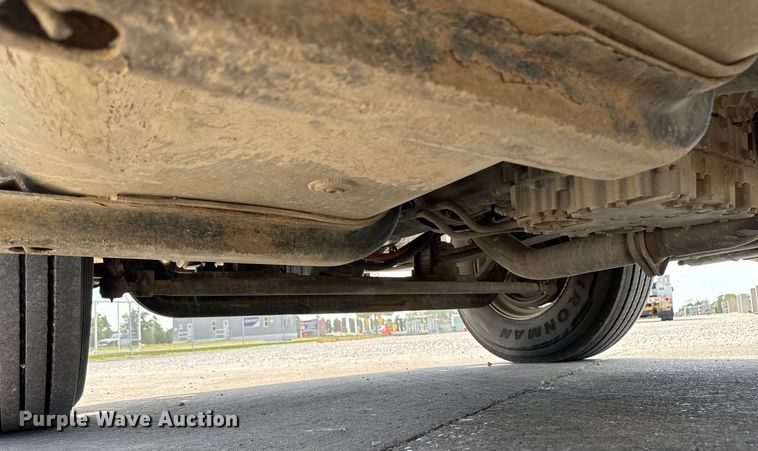 image for item DV2620 2014 International 4400 bucket truck