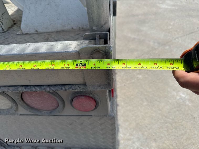 image for item DV2620 2014 International 4400 bucket truck