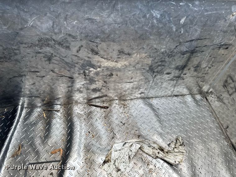 image for item DV2620 2014 International 4400 bucket truck