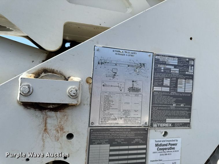 image for item DV2620 2014 International 4400 bucket truck